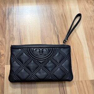 Tory Burch Black Quilted Wristlet